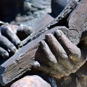 a-book-g3a279d634_1280 AnankeWLF Unwraps the Migratory Experience of Language