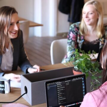 cowomen-cKQkMFzXHAI-unsplash Mastercard Expands Commitment to Global Development of Women