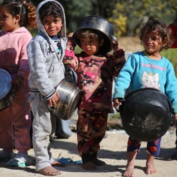 WFP Calls for Sustained Access To Gaza as Humanitarian Convoy Brings First Food Supplies