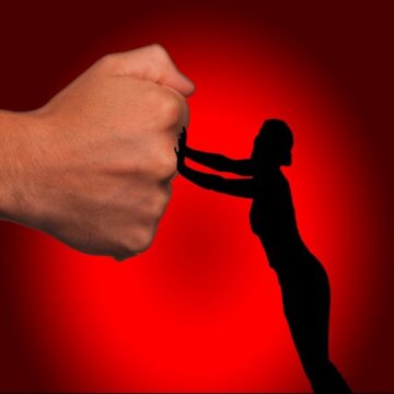 violence-g98953c38f_1920 Women and girls are more at risk to be killed at home, UNODC, UN Women report